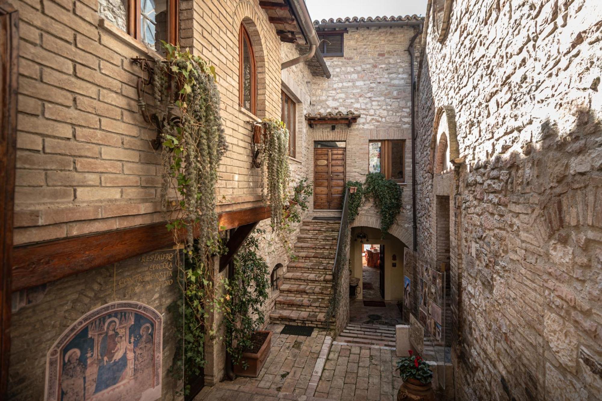 Aparthotel Residenza D'Epoca San Crispino Assisi Exteriér fotografie